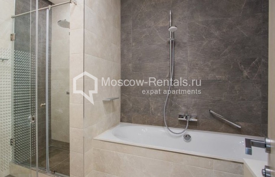 Photo #11 3-room (2 BR) apartment for <a href="http://moscow-rentals.ru/en/articles/long-term-rent" target="_blank">a long-term</a> rent
 in Russia, Moscow, ул Новый Арбат, 32