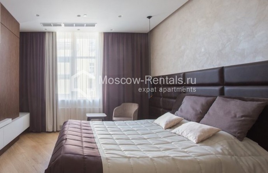 Photo #5 3-room (2 BR) apartment for <a href="http://moscow-rentals.ru/en/articles/long-term-rent" target="_blank">a long-term</a> rent
 in Russia, Moscow, ул Новый Арбат, 32