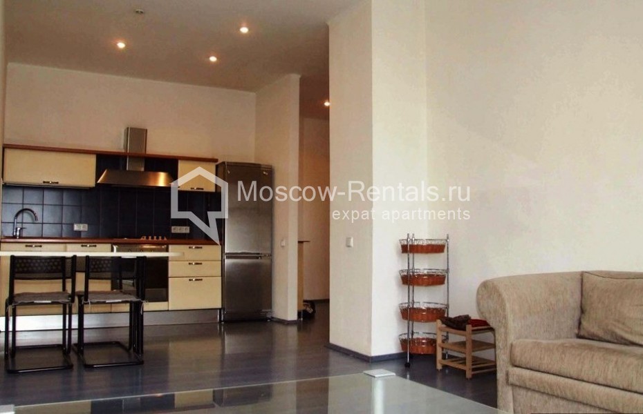 Photo #8 3-room (2 BR) apartment for <a href="http://moscow-rentals.ru/en/articles/long-term-rent" target="_blank">a long-term</a> rent
 in Russia, Moscow, New Arbat str, 31/12