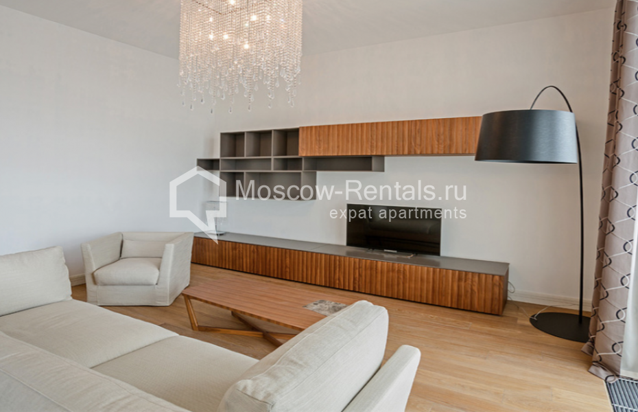 Photo #9 3-room (2 BR) apartment for <a href="http://moscow-rentals.ru/en/articles/long-term-rent" target="_blank">a long-term</a> rent
 in Russia, Moscow, Kazarmennyi lane, 3