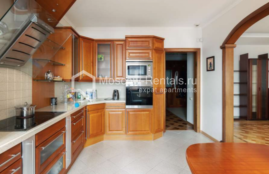 Photo #4 3-room (2 BR) apartment for <a href="http://moscow-rentals.ru/en/articles/long-term-rent" target="_blank">a long-term</a> rent
 in Russia, Moscow, Ak. Pilugina str, 24к1