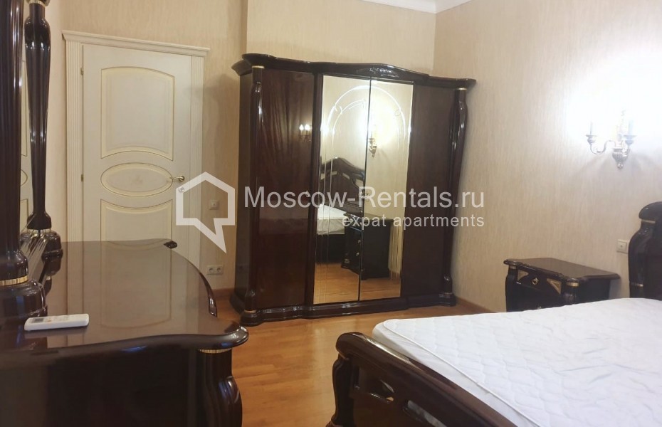 Photo #15 3-room (2 BR) apartment for <a href="http://moscow-rentals.ru/en/articles/long-term-rent" target="_blank">a long-term</a> rent
 in Russia, Moscow, A. Nevskogo str, 27