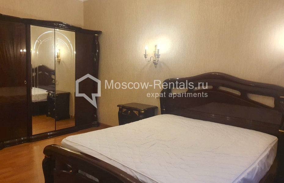Photo #13 3-room (2 BR) apartment for <a href="http://moscow-rentals.ru/en/articles/long-term-rent" target="_blank">a long-term</a> rent
 in Russia, Moscow, A. Nevskogo str, 27