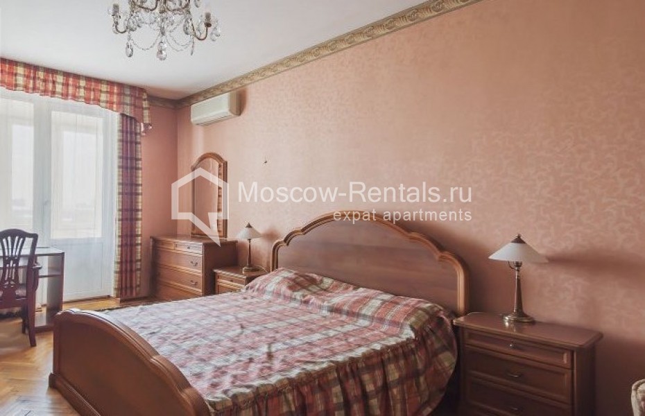 Photo #3 4-room (3 BR) apartment for <a href="http://moscow-rentals.ru/en/articles/long-term-rent" target="_blank">a long-term</a> rent
 in Russia, Moscow, Lesnaya str, 45