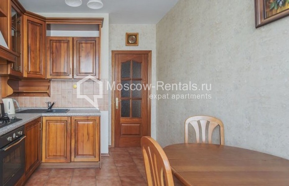 Photo #9 4-room (3 BR) apartment for <a href="http://moscow-rentals.ru/en/articles/long-term-rent" target="_blank">a long-term</a> rent
 in Russia, Moscow, Lesnaya str, 45