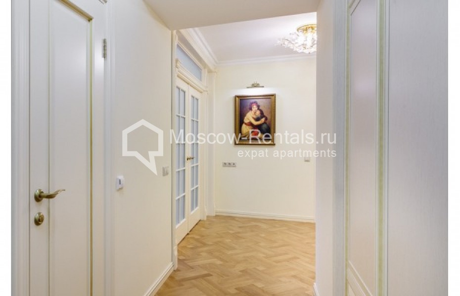 Photo #9 3-room (2 BR) apartment for <a href="http://moscow-rentals.ru/en/articles/long-term-rent" target="_blank">a long-term</a> rent
 in Russia, Moscow, B. Gruzinskaya str, 39