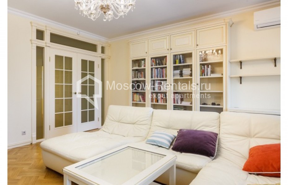 Photo #2 3-room (2 BR) apartment for <a href="http://moscow-rentals.ru/en/articles/long-term-rent" target="_blank">a long-term</a> rent
 in Russia, Moscow, B. Gruzinskaya str, 39
