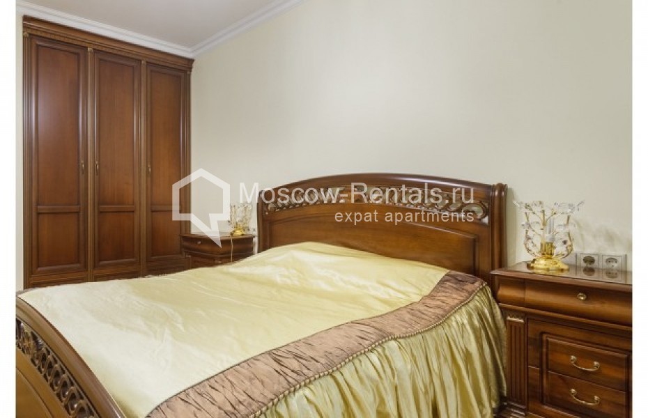 Photo #10 3-room (2 BR) apartment for <a href="http://moscow-rentals.ru/en/articles/long-term-rent" target="_blank">a long-term</a> rent
 in Russia, Moscow, B. Gruzinskaya str, 39