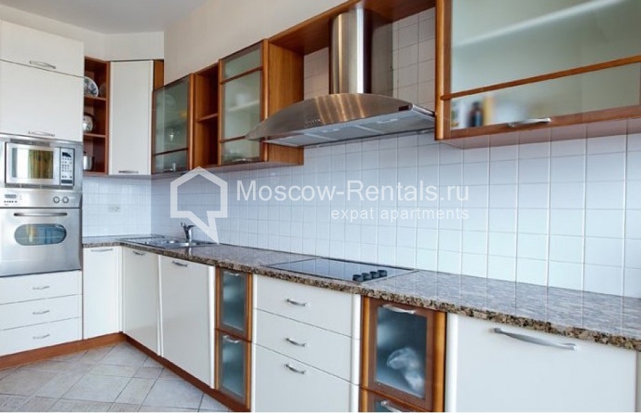 Photo #9 2-room (1 BR) apartment for <a href="http://moscow-rentals.ru/en/articles/long-term-rent" target="_blank">a long-term</a> rent
 in Russia, Moscow, Zoologichskaya str, 28С2