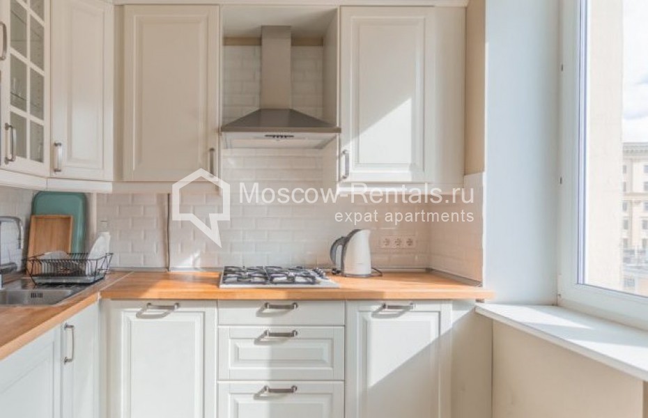 Photo #1 2-room (1 BR) apartment for <a href="http://moscow-rentals.ru/en/articles/long-term-rent" target="_blank">a long-term</a> rent
 in Russia, Moscow, B. Sadovaya str, 1