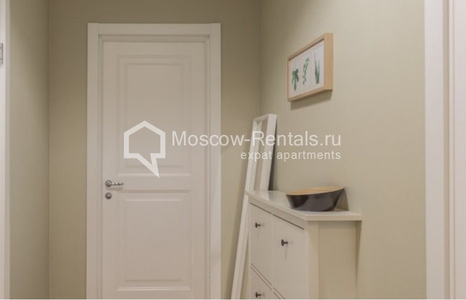 Photo #12 2-room (1 BR) apartment for <a href="http://moscow-rentals.ru/en/articles/long-term-rent" target="_blank">a long-term</a> rent
 in Russia, Moscow, B. Sadovaya str, 1