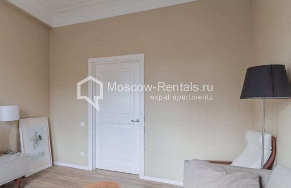 Photo #5 2-room (1 BR) apartment for <a href="http://moscow-rentals.ru/en/articles/long-term-rent" target="_blank">a long-term</a> rent
 in Russia, Moscow, B. Sadovaya str, 1