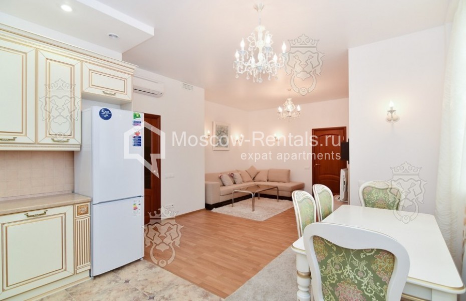 Photo #5 3-room (2 BR) apartment for <a href="http://moscow-rentals.ru/en/articles/long-term-rent" target="_blank">a long-term</a> rent
 in Russia, Moscow, Profsoyuznaya str, 64к2