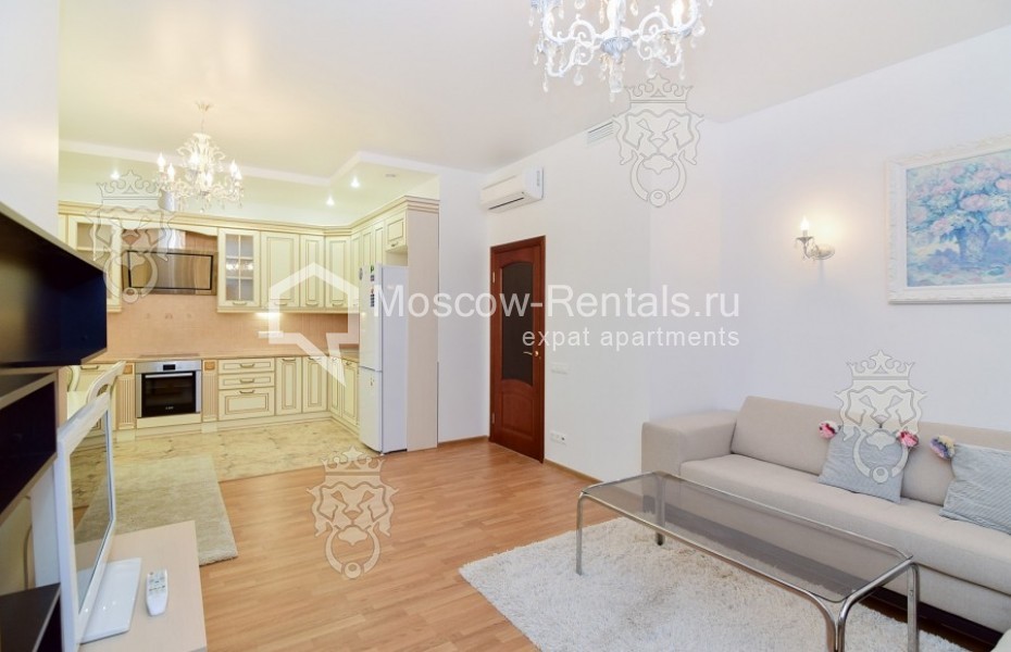 Photo #7 3-room (2 BR) apartment for <a href="http://moscow-rentals.ru/en/articles/long-term-rent" target="_blank">a long-term</a> rent
 in Russia, Moscow, Profsoyuznaya str, 64к2