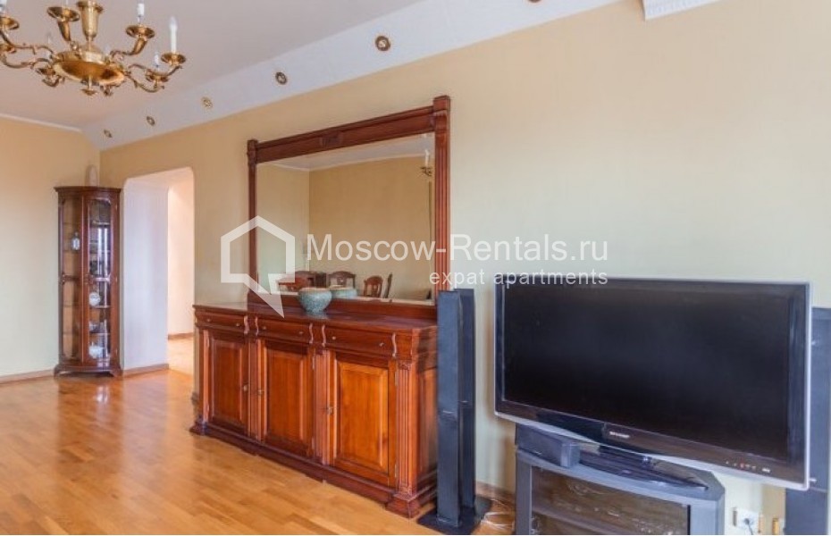 Photo #4 3-room (2 BR) apartment for <a href="http://moscow-rentals.ru/en/articles/long-term-rent" target="_blank">a long-term</a> rent
 in Russia, Moscow, Kazakova str, 27