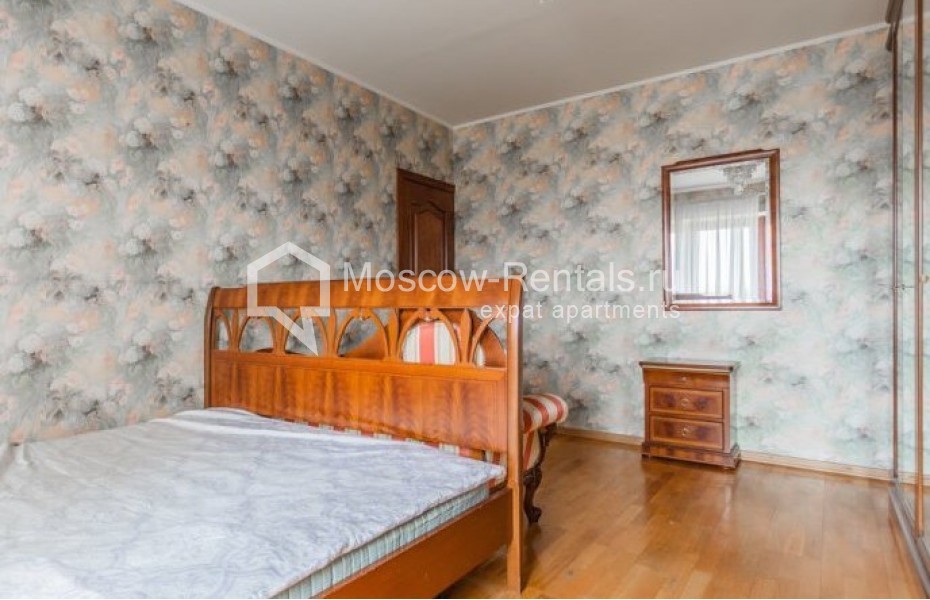 Photo #5 3-room (2 BR) apartment for <a href="http://moscow-rentals.ru/en/articles/long-term-rent" target="_blank">a long-term</a> rent
 in Russia, Moscow, Kazakova str, 27