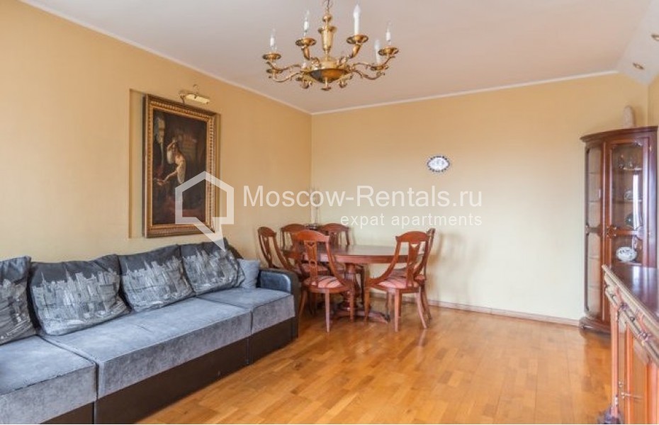 Photo #2 3-room (2 BR) apartment for <a href="http://moscow-rentals.ru/en/articles/long-term-rent" target="_blank">a long-term</a> rent
 in Russia, Moscow, Kazakova str, 27