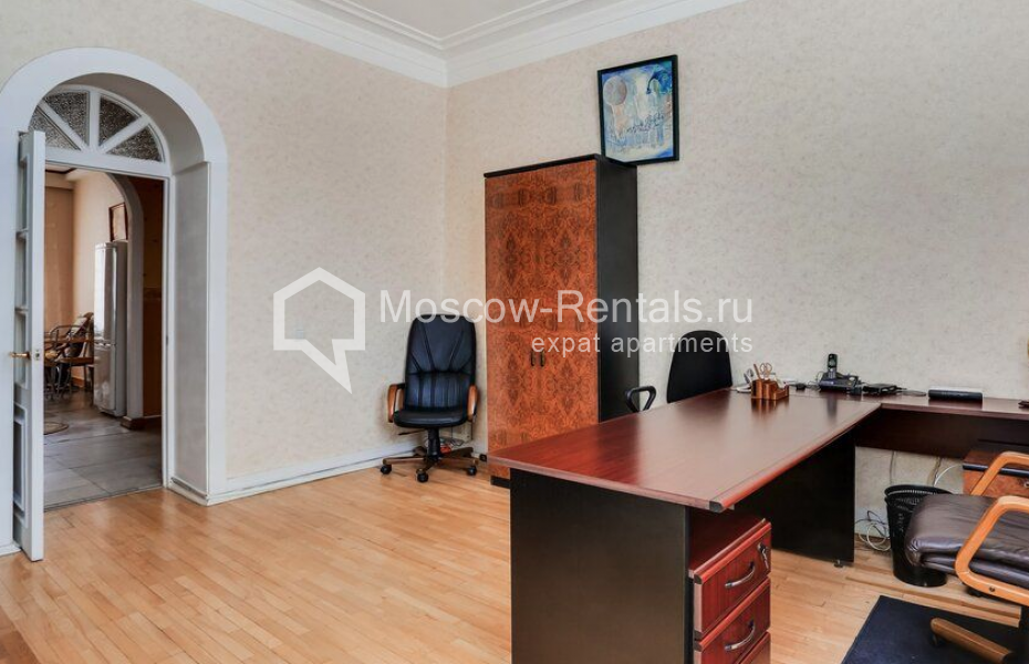 Photo #5 3-room (2 BR) apartment for <a href="http://moscow-rentals.ru/en/articles/long-term-rent" target="_blank">a long-term</a> rent
 in Russia, Moscow, Prospect Mira, 74С1