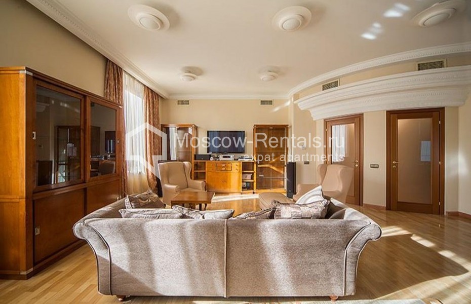 Photo #5 4-room (3 BR) apartment for <a href="http://moscow-rentals.ru/en/articles/long-term-rent" target="_blank">a long-term</a> rent
 in Russia, Moscow, Butikovsky lane, 3