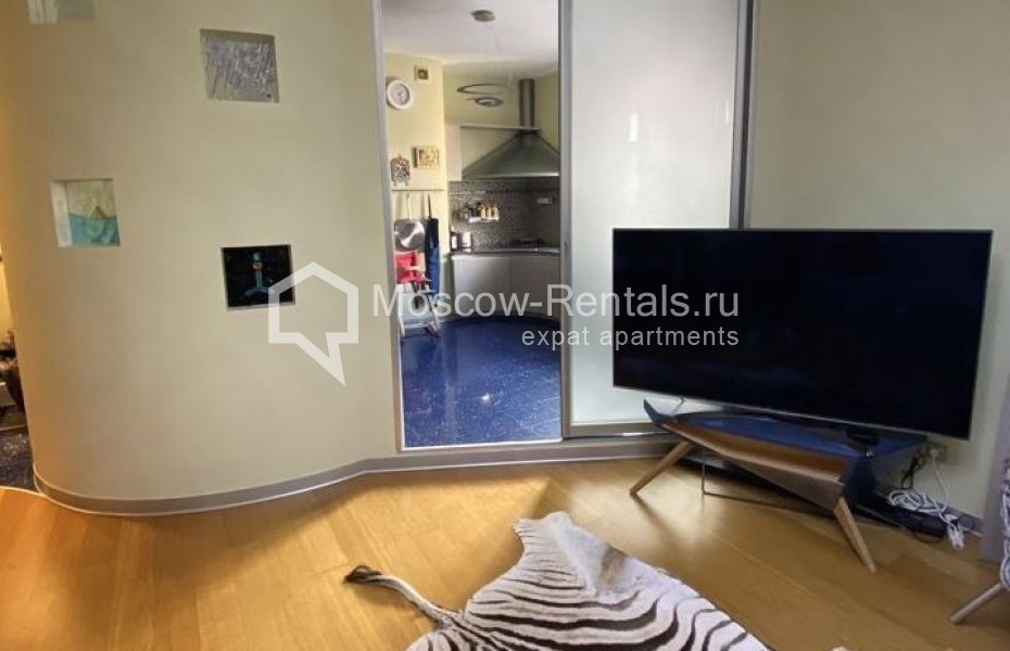 Photo #3 3-room (2 BR) apartment for <a href="http://moscow-rentals.ru/en/articles/long-term-rent" target="_blank">a long-term</a> rent
 in Russia, Moscow, Krasnoproletarskaya str, 7