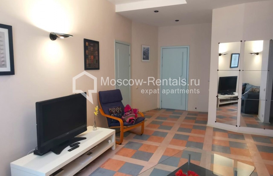 Photo #2 3-room (2 BR) apartment for <a href="http://moscow-rentals.ru/en/articles/long-term-rent" target="_blank">a long-term</a> rent
 in Russia, Moscow, Tverskaya str, 6С5
