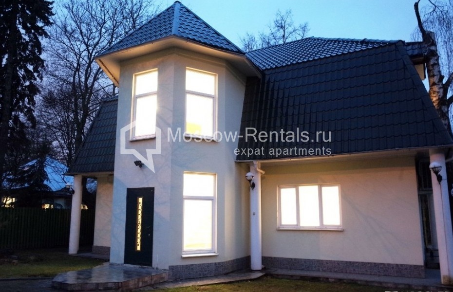Photo #9 House for <a href="http://moscow-rentals.ru/en/articles/long-term-rent" target="_blank">a long-term</a> rent
 in Russia, Moscow, Brullova str, 7
