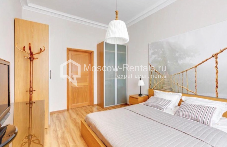 Photo #6 3-room (2 BR) apartment for <a href="http://moscow-rentals.ru/en/articles/long-term-rent" target="_blank">a long-term</a> rent
 in Russia, Moscow, Tverskaya str, 4
