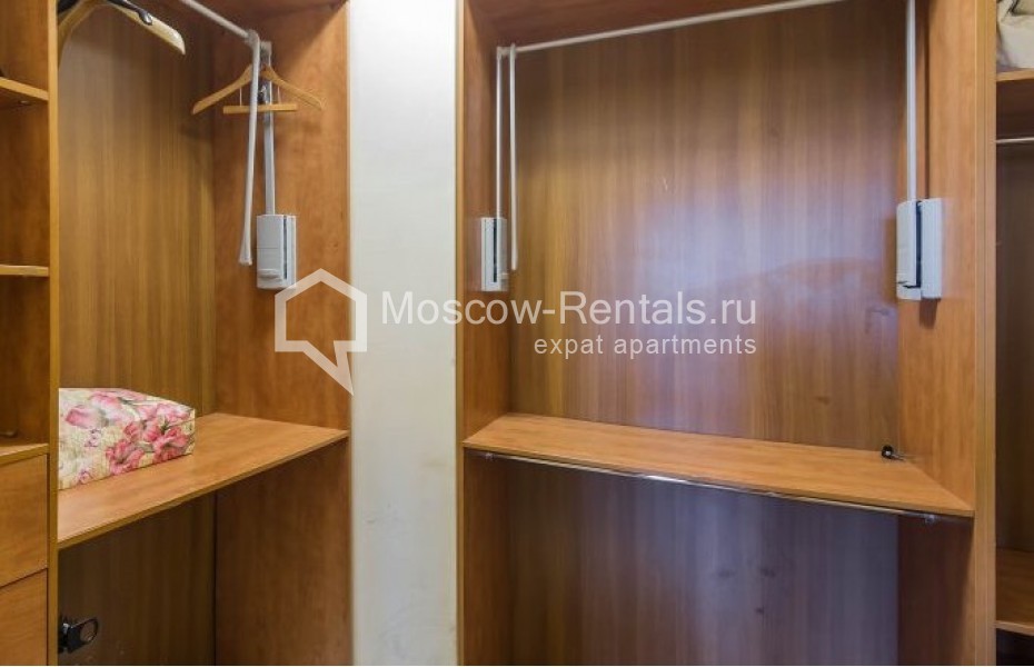 Photo #10 3-room (2 BR) apartment for <a href="http://moscow-rentals.ru/en/articles/long-term-rent" target="_blank">a long-term</a> rent
 in Russia, Moscow, Profsoyuznaya str, 41