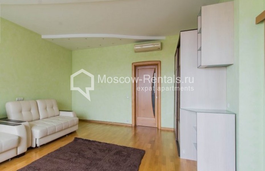 Photo #3 3-room (2 BR) apartment for <a href="http://moscow-rentals.ru/en/articles/long-term-rent" target="_blank">a long-term</a> rent
 in Russia, Moscow, Profsoyuznaya str, 41