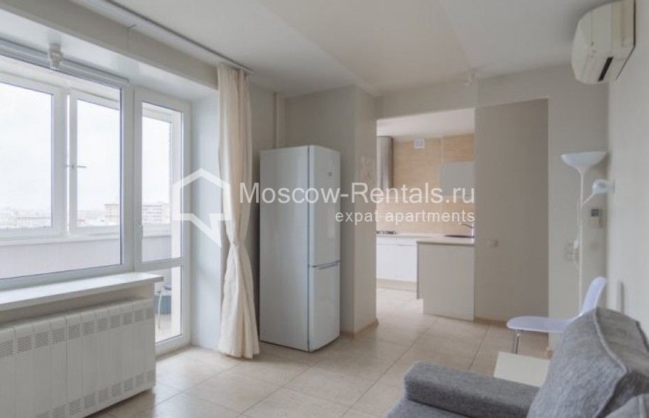 Photo #4 2-room (1 BR) apartment for <a href="http://moscow-rentals.ru/en/articles/long-term-rent" target="_blank">a long-term</a> rent
 in Russia, Moscow, B. Yakimanka str, 19