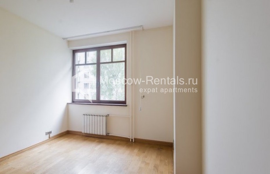 Photo #14 4-room (3 BR) apartment for <a href="http://moscow-rentals.ru/en/articles/long-term-rent" target="_blank">a long-term</a> rent
 in Russia, Moscow, Malenkovskaya str, 14к2
