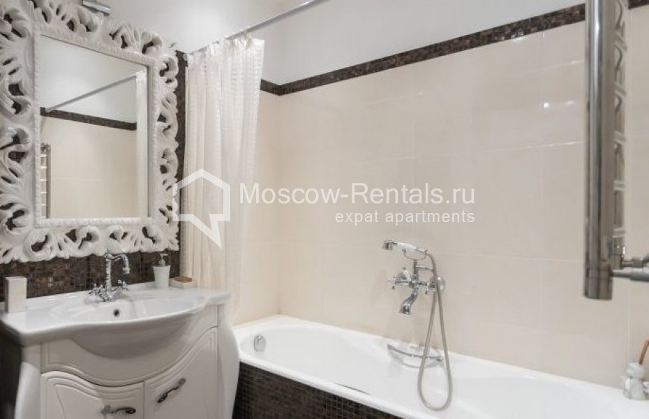 Photo #8 2-room (1 BR) apartment for <a href="http://moscow-rentals.ru/en/articles/long-term-rent" target="_blank">a long-term</a> rent
 in Russia, Moscow, Kutuzovskyi prosp, 5/3