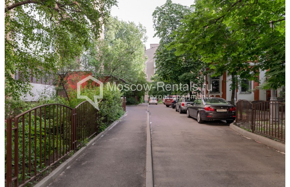 Photo #15 2-room (1 BR) apartment for <a href="http://moscow-rentals.ru/en/articles/long-term-rent" target="_blank">a long-term</a> rent
 in Russia, Moscow, Gagariskyi lane, 27