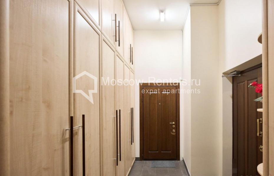 Photo #13 4-room (3 BR) apartment for <a href="http://moscow-rentals.ru/en/articles/long-term-rent" target="_blank">a long-term</a> rent
 in Russia, Moscow, Sretenka str, 9