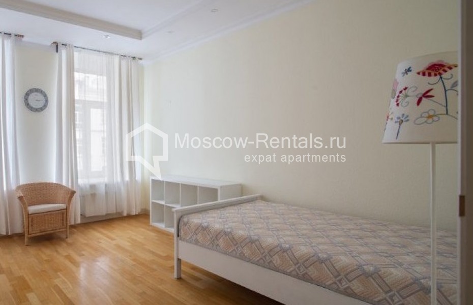 Photo #11 5-room (4 BR) apartment for <a href="http://moscow-rentals.ru/en/articles/long-term-rent" target="_blank">a long-term</a> rent
 in Russia, Moscow, Makarenko str, 2/21С1