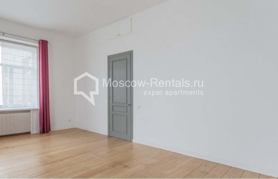 Photo #9 6-room (5 BR) apartment for <a href="http://moscow-rentals.ru/en/articles/long-term-rent" target="_blank">a long-term</a> rent
 in Russia, Moscow, Myasnitskaya str, 15