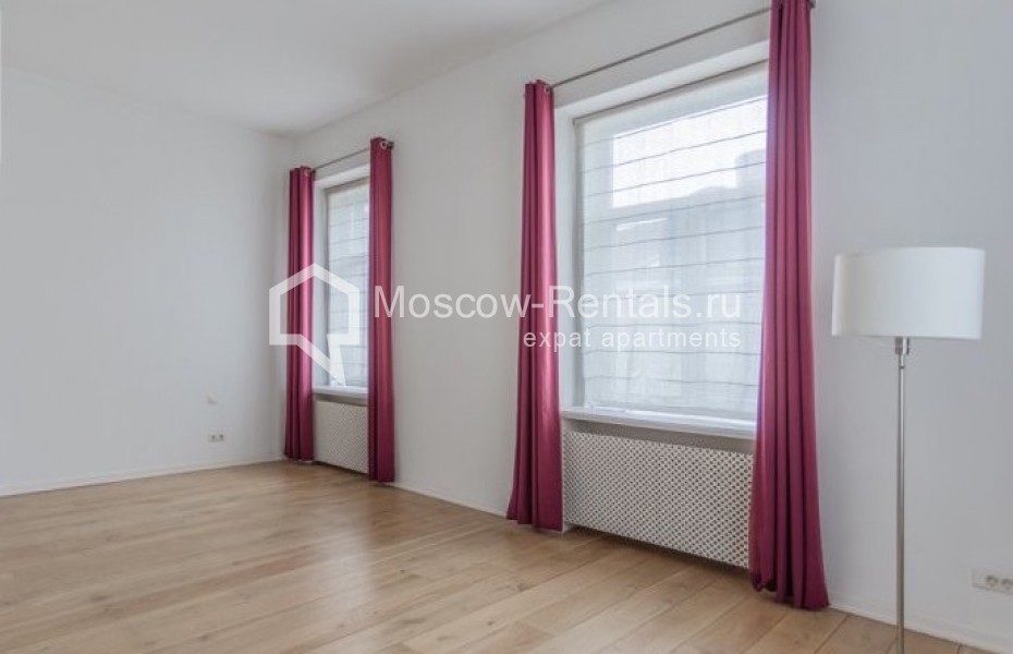 Photo #8 6-room (5 BR) apartment for <a href="http://moscow-rentals.ru/en/articles/long-term-rent" target="_blank">a long-term</a> rent
 in Russia, Moscow, Myasnitskaya str, 15