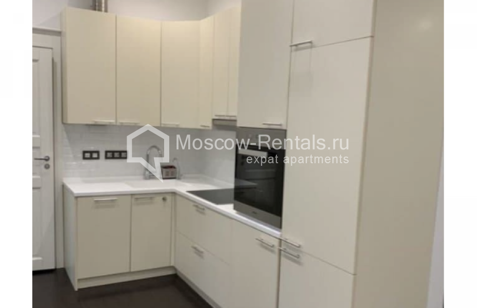 Photo #2 3-room (2 BR) apartment for <a href="http://moscow-rentals.ru/en/articles/long-term-rent" target="_blank">a long-term</a> rent
 in Russia, Moscow, Pechatnikov lane, 6