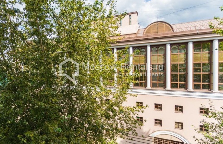 Photo #18 3-room (2 BR) apartment for <a href="http://moscow-rentals.ru/en/articles/long-term-rent" target="_blank">a long-term</a> rent
 in Russia, Moscow, Tverskaya str, 12С8
