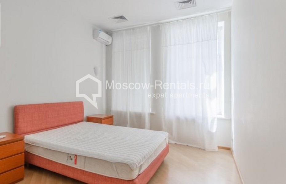Photo #11 3-room (2 BR) apartment for <a href="http://moscow-rentals.ru/en/articles/long-term-rent" target="_blank">a long-term</a> rent
 in Russia, Moscow, Tverskaya str, 12С8