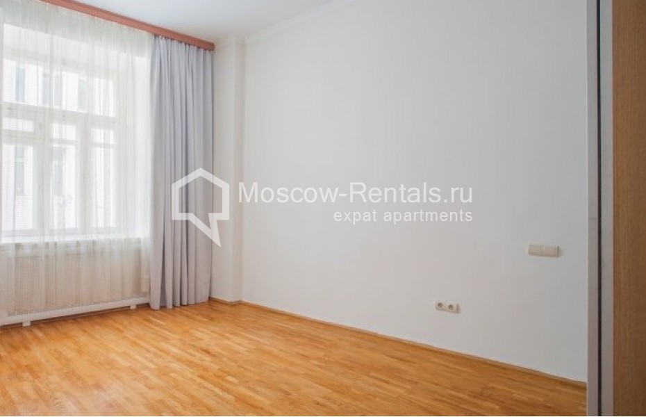Photo #10 4-room (3 BR) apartment for <a href="http://moscow-rentals.ru/en/articles/long-term-rent" target="_blank">a long-term</a> rent
 in Russia, Moscow, M. Bronnaya str, 20а