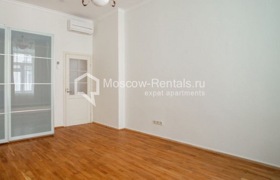 Photo #9 4-room (3 BR) apartment for <a href="http://moscow-rentals.ru/en/articles/long-term-rent" target="_blank">a long-term</a> rent
 in Russia, Moscow, M. Bronnaya str, 20а