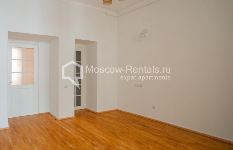 Photo #7 4-room (3 BR) apartment for <a href="http://moscow-rentals.ru/en/articles/long-term-rent" target="_blank">a long-term</a> rent
 in Russia, Moscow, M. Bronnaya str, 20а