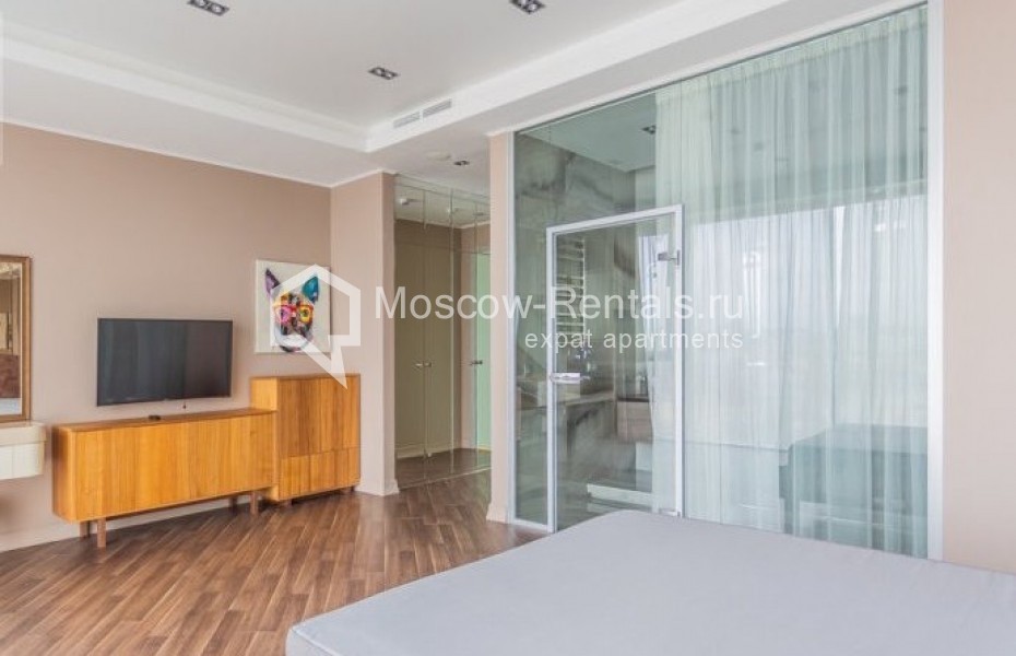 Photo #14 4-room (3 BR) apartment for <a href="http://moscow-rentals.ru/en/articles/long-term-rent" target="_blank">a long-term</a> rent
 in Russia, Moscow, Tsvetnoi blv, 2