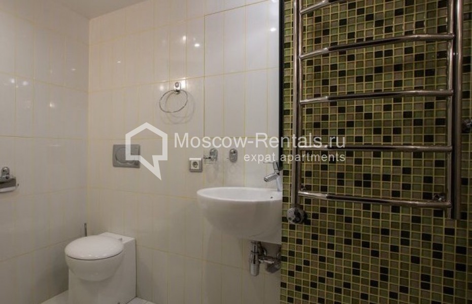 Photo #19 4-room (3 BR) apartment for <a href="http://moscow-rentals.ru/en/articles/long-term-rent" target="_blank">a long-term</a> rent
 in Russia, Moscow, Samotechnaya str, 5