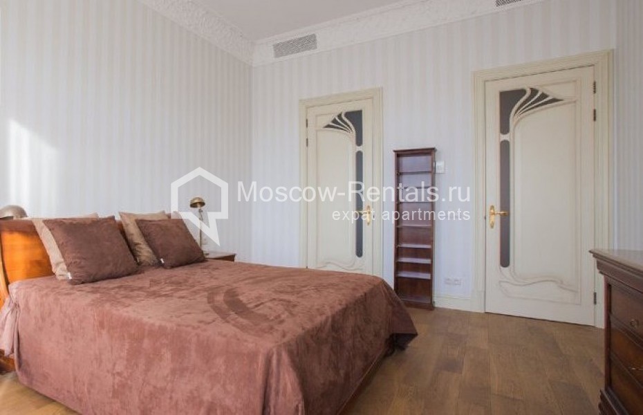 Photo #6 4-room (3 BR) apartment for <a href="http://moscow-rentals.ru/en/articles/long-term-rent" target="_blank">a long-term</a> rent
 in Russia, Moscow, 2nd Frunzenskaya str, 8