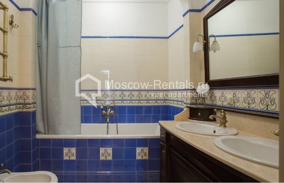 Photo #16 4-room (3 BR) apartment for <a href="http://moscow-rentals.ru/en/articles/long-term-rent" target="_blank">a long-term</a> rent
 in Russia, Moscow, 2nd Frunzenskaya str, 8