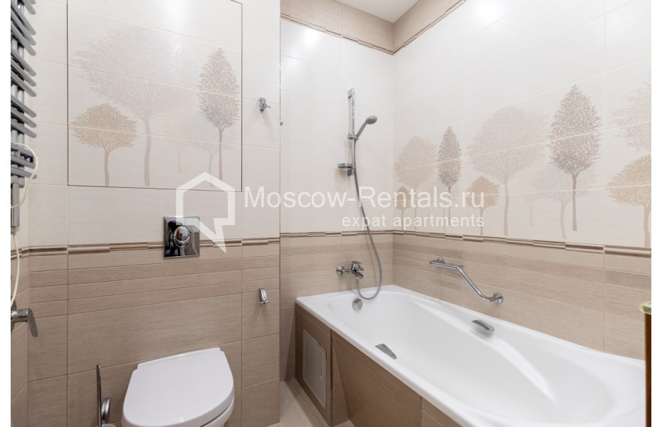 Photo #16 4-room (3 BR) apartment for <a href="http://moscow-rentals.ru/en/articles/long-term-rent" target="_blank">a long-term</a> rent
 in Russia, Moscow, Daev lane, 5