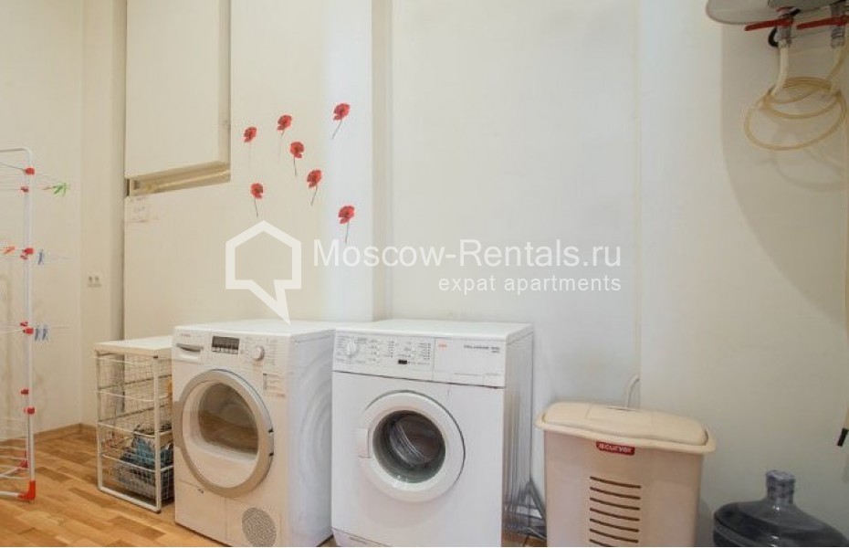 Photo #15 5-room (4 BR) apartment for <a href="http://moscow-rentals.ru/en/articles/long-term-rent" target="_blank">a long-term</a> rent
 in Russia, Moscow, Krivokolennyi lane, 14
