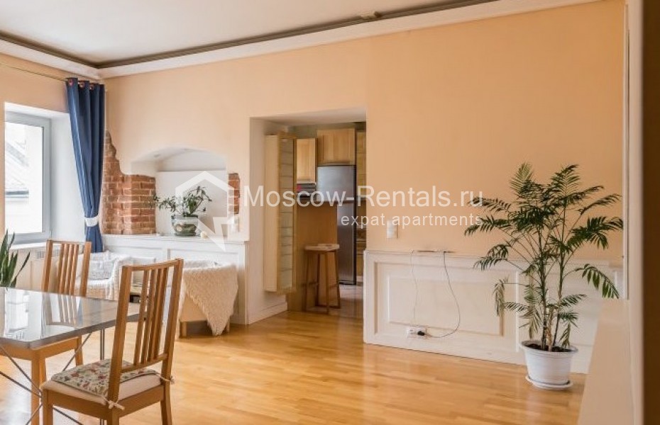 Photo #1 5-room (4 BR) apartment for <a href="http://moscow-rentals.ru/en/articles/long-term-rent" target="_blank">a long-term</a> rent
 in Russia, Moscow, Pokrovka str, 14/2